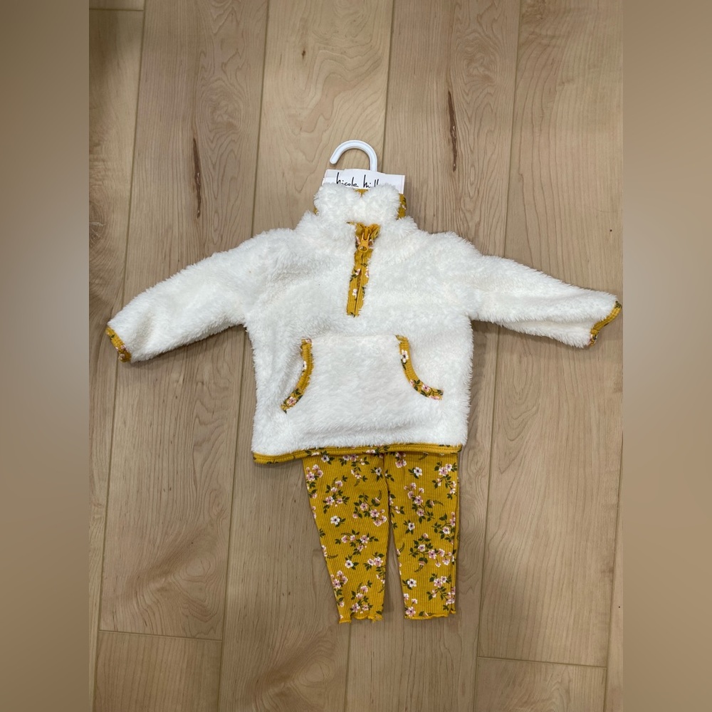 NEW 6-9 Month 3 Piece Set